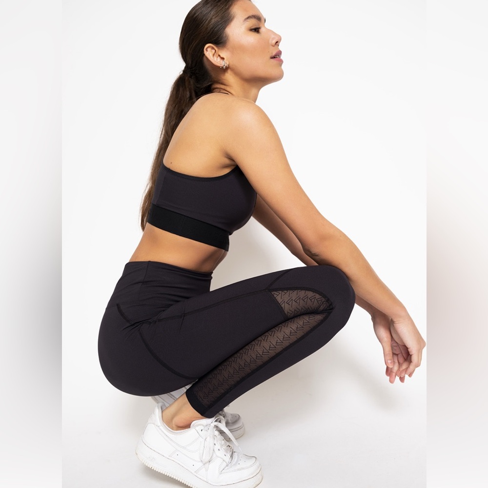 NWT [RectoVerso] Eclips Sportstop Black Crop Top Sports Bra Women's Sz S or M - Picture 6 of 11